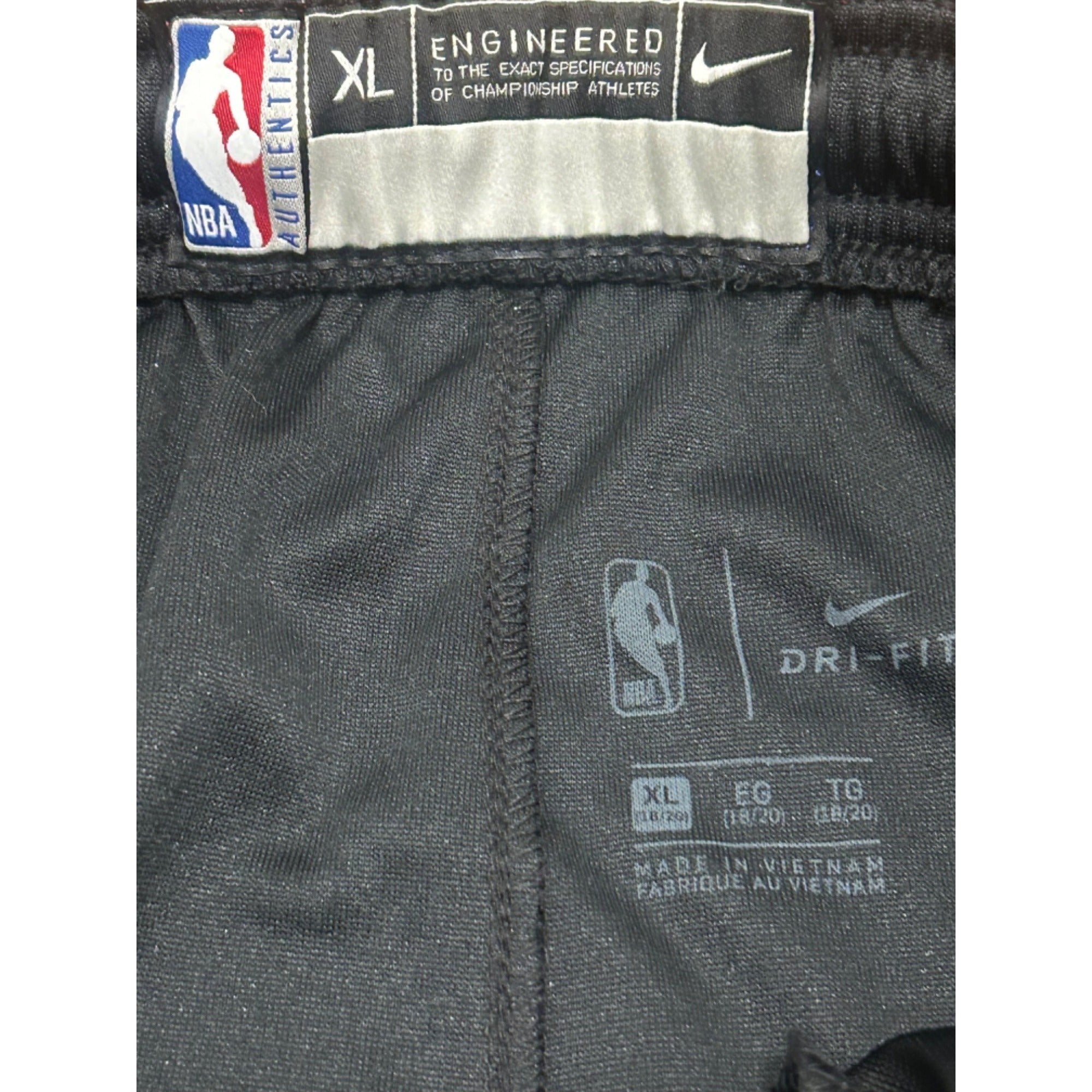 Nike Dri-Fit Philadelphia 76ers NBA Authentics Youth Basketball Shorts Size XL