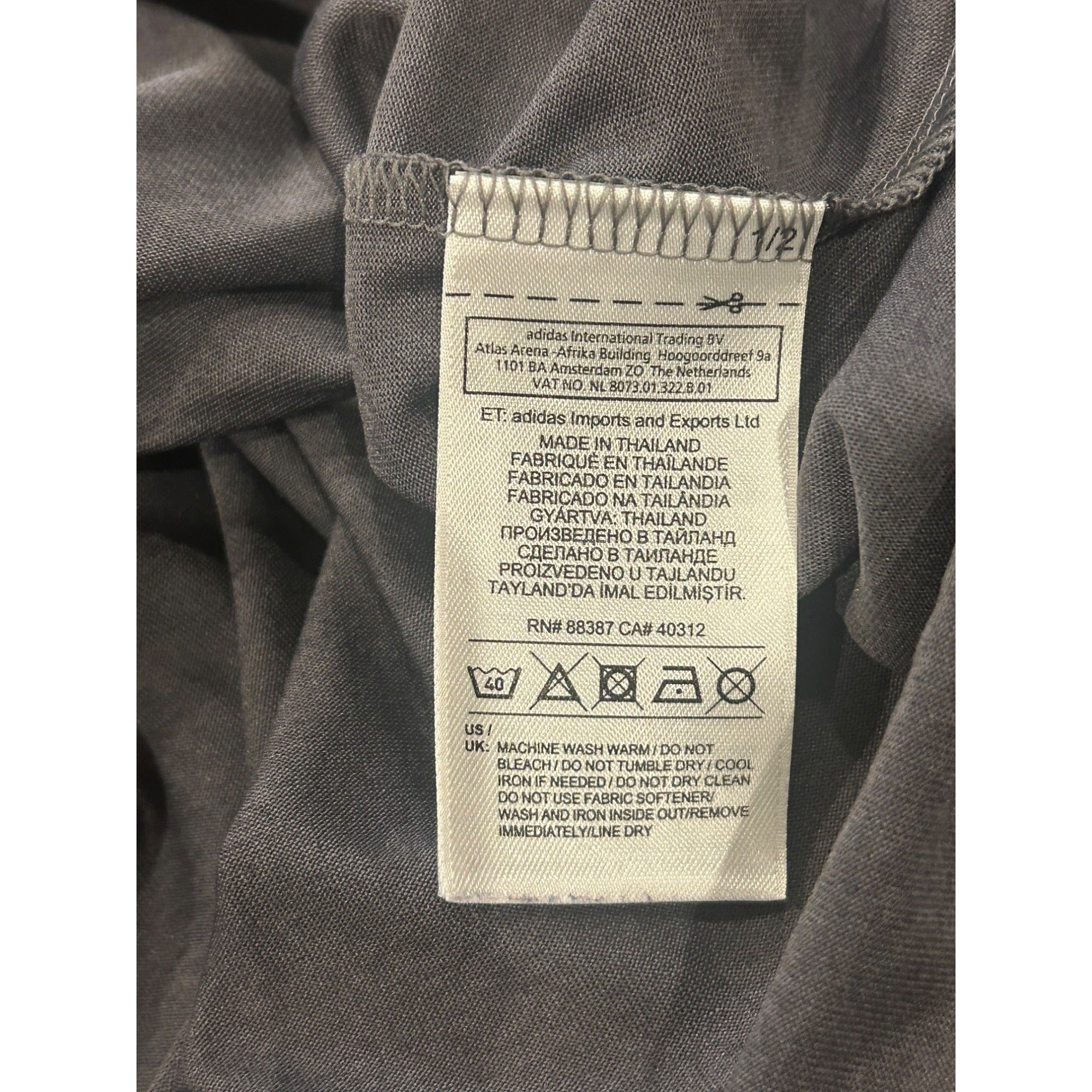 Adidas 2016-2017 FC Bayern Munich Away Kit Soccer Jersey Men's Small