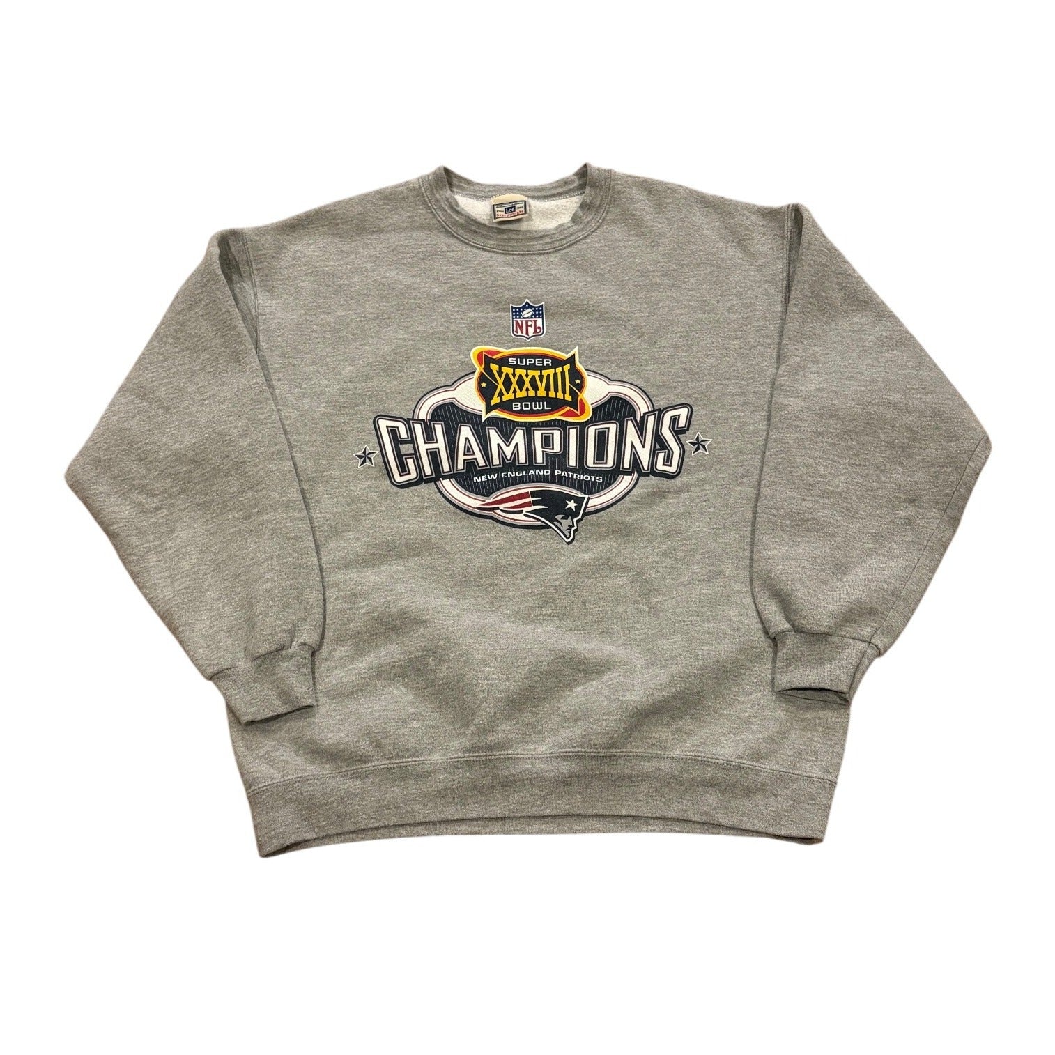 Vintage Lee New England Patriots NFL Super Bowl XXXVIII Champions Sweatshirt L