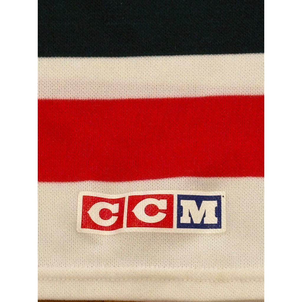 Vintage 1980's New Jersey Devils CCM Maska Red Green NHL Hockey Jersey Large