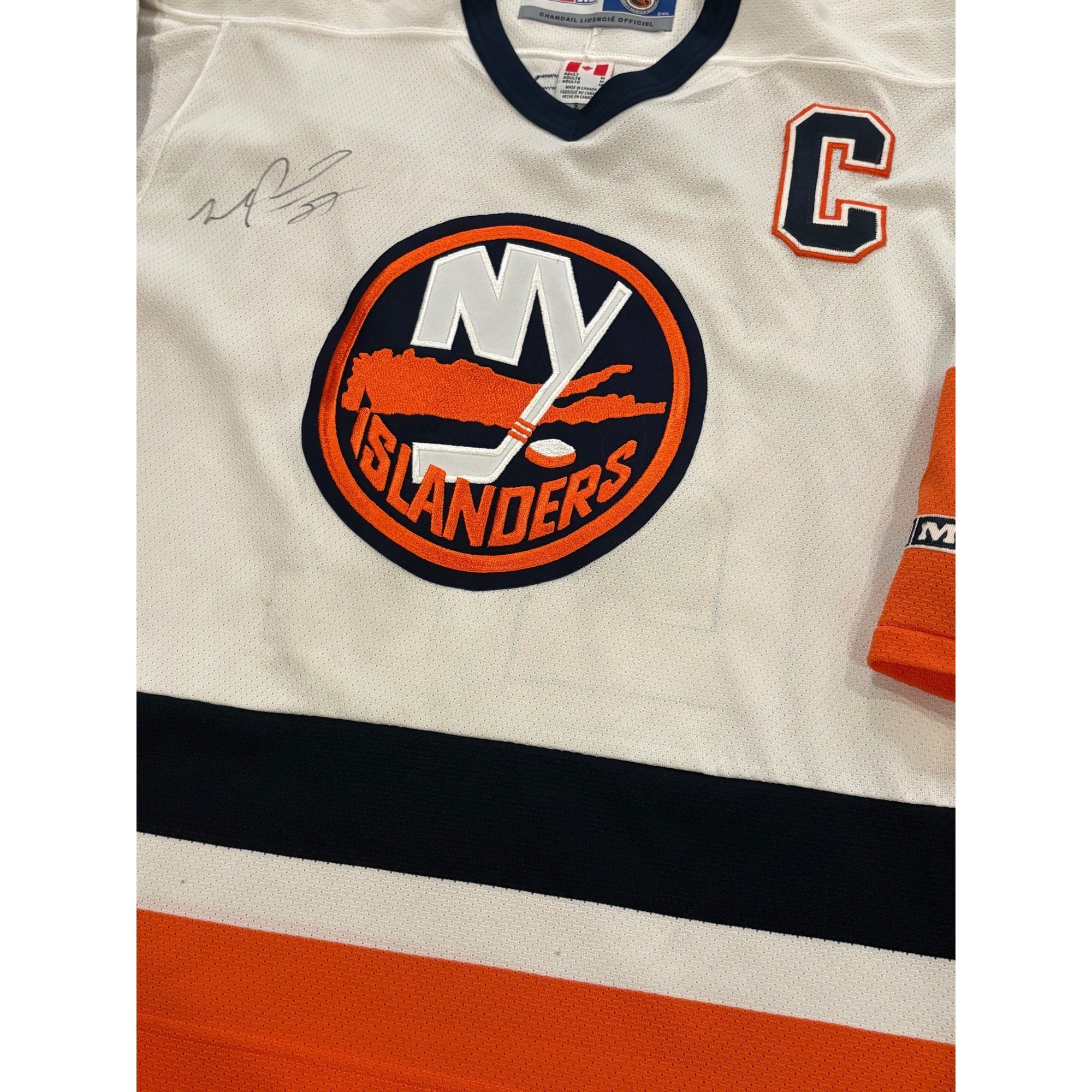 Vtg CCM New York Islanders Michael Peca #27 Signed Stitched NHL Hockey Jersey M