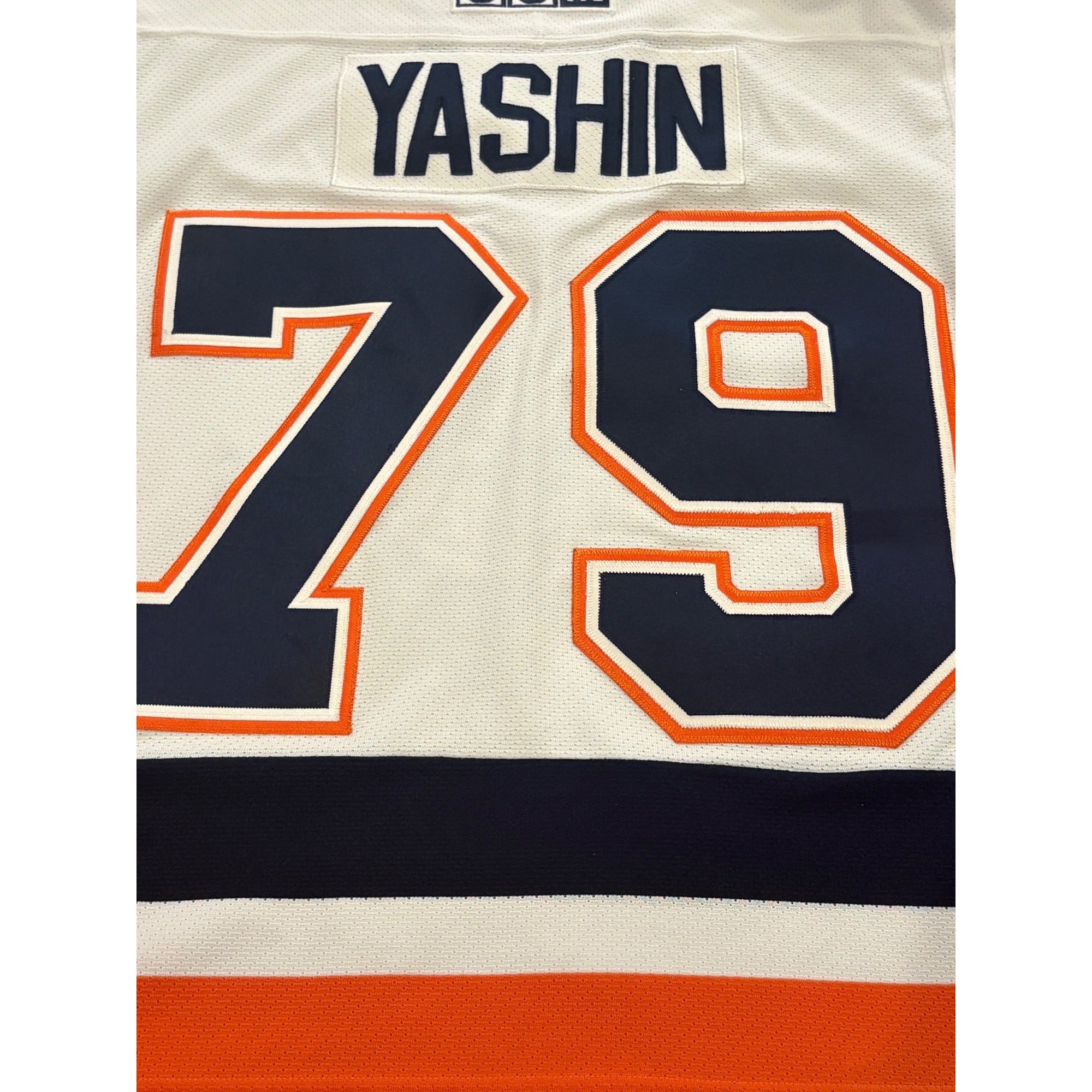 Rare Vintage CCM New York Islanders Alexei Yashin #79 White NHL Hockey Jersey M