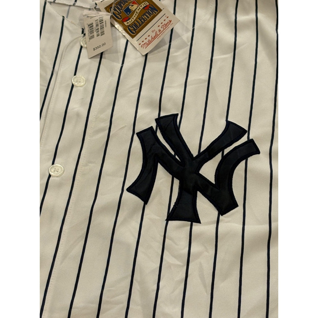 Mitchell & Ness New York Yankees 1951 Joe Dimaggio #5 Jersey Stitched Men's 58
