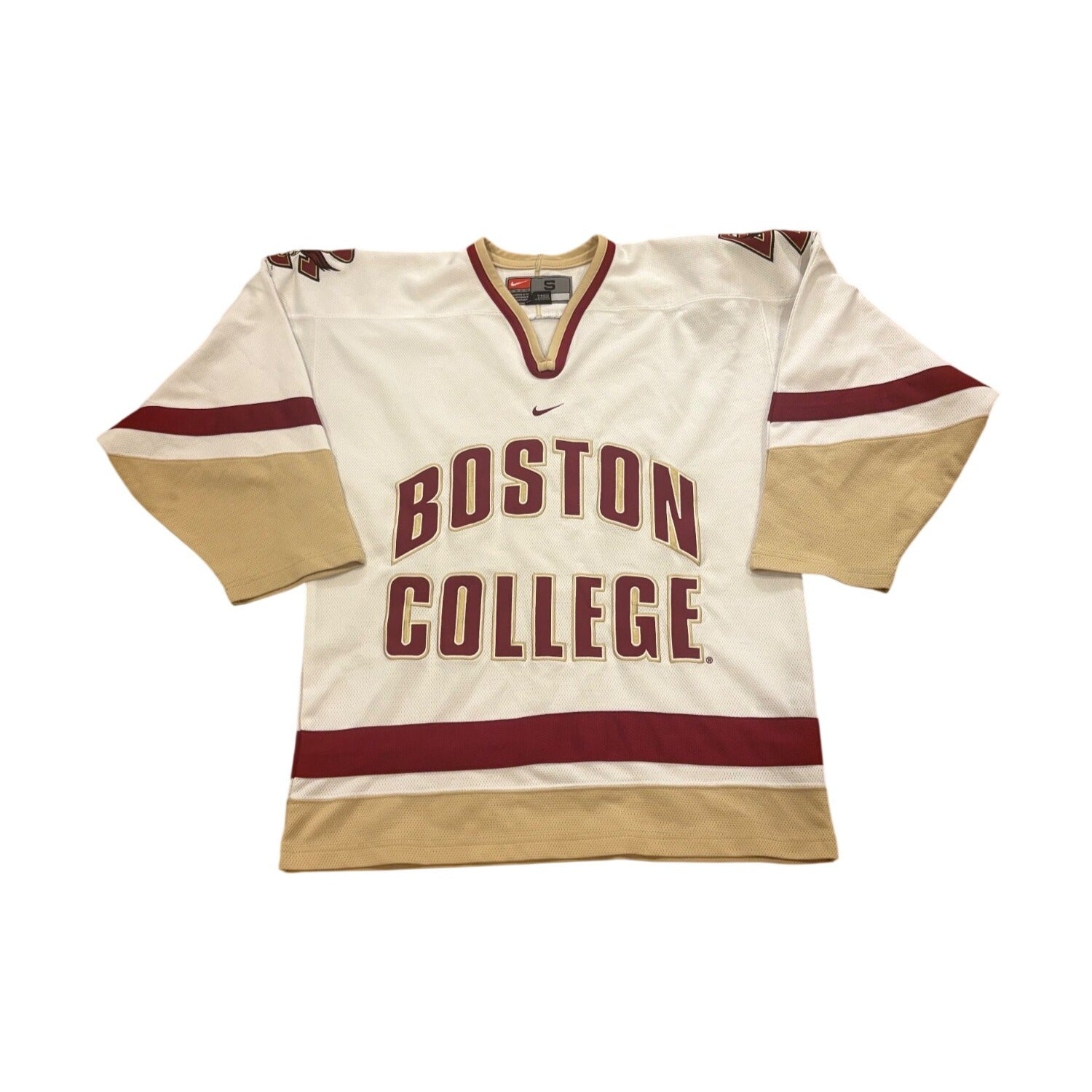 Vintage Nike Boston College Eagles Stitched NCAA Hockey Jersey White Men's Small