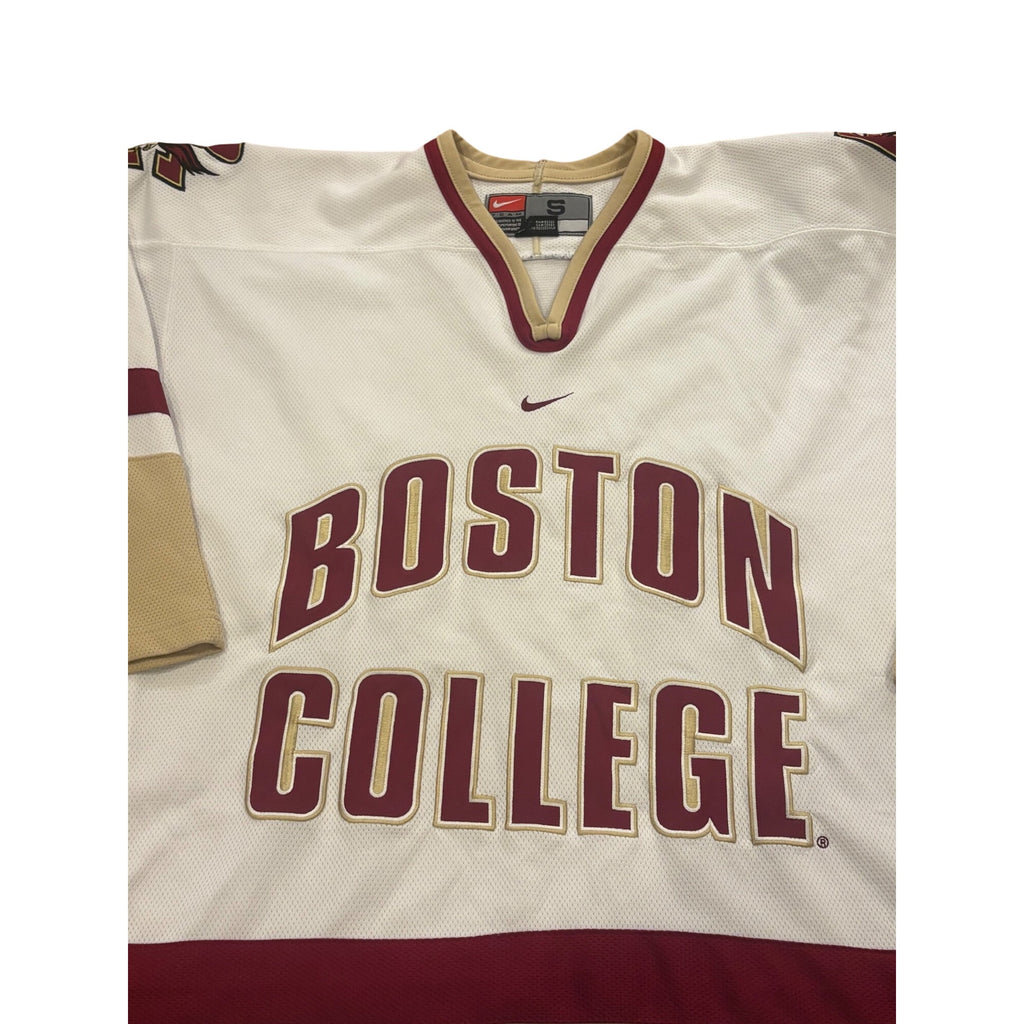Vintage Nike Boston College Eagles Stitched NCAA Hockey Jersey White Men's Small
