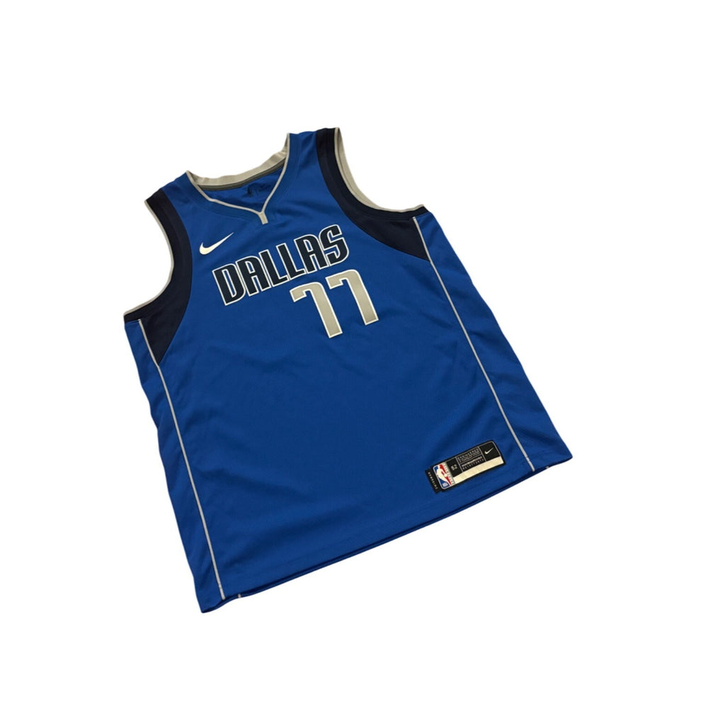 Nike Dallas Mavericks Luka Dončić #77 Swingman NBA Jersey Blue Men's Size 52