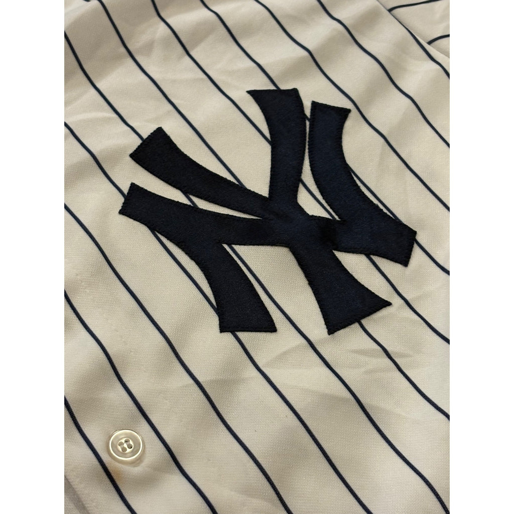 Majestic New York Yankees Derek Jeter #2 Home White Jersey Men's XL NWT w/Flaws
