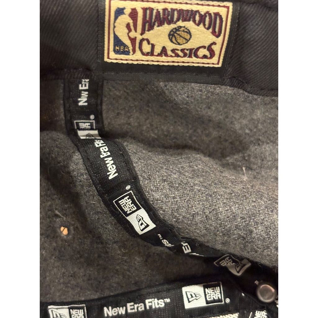 New Era 9Fifty New York Knicks NBA Hardwood Classics Wool Snapback Hat Gray