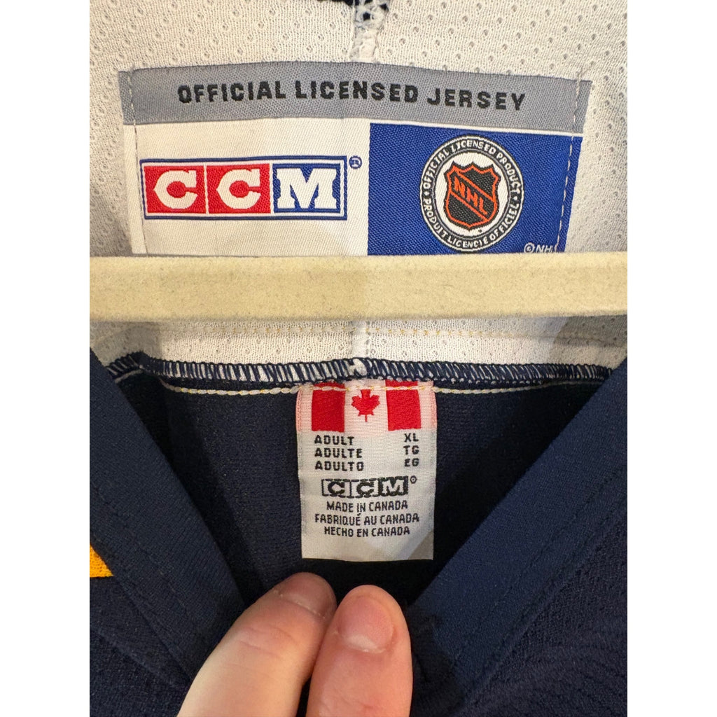 Vintage 90s CCM Air-Knit Nashville Predators Stitched NHL Hockey Jersey Men's XL