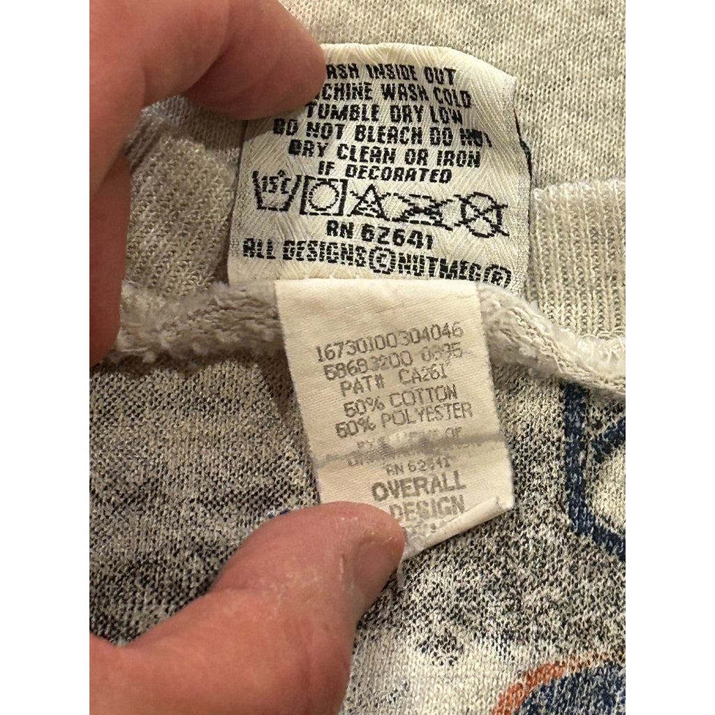 Vintage 1990's Nutmeg Mills Chicago Bears Graphic Print NFL Sweatshirt Men's XL