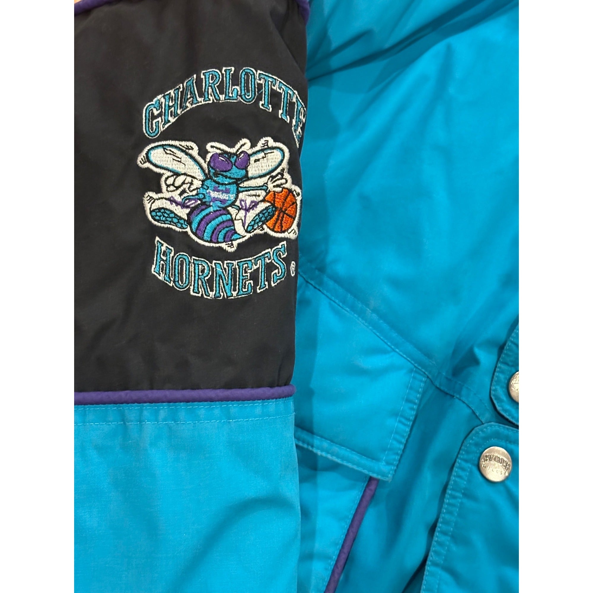 Vintage 90's Nutmeg Charlotte Hornets NBA Hooded Full Zip Jacket Men's Size XL